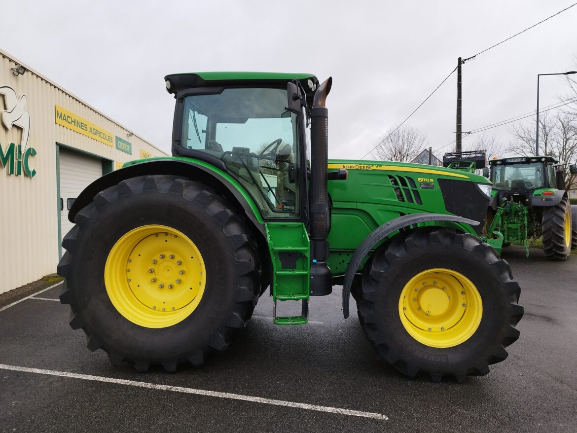 TRACTEUR JOHN DEERE 6170R